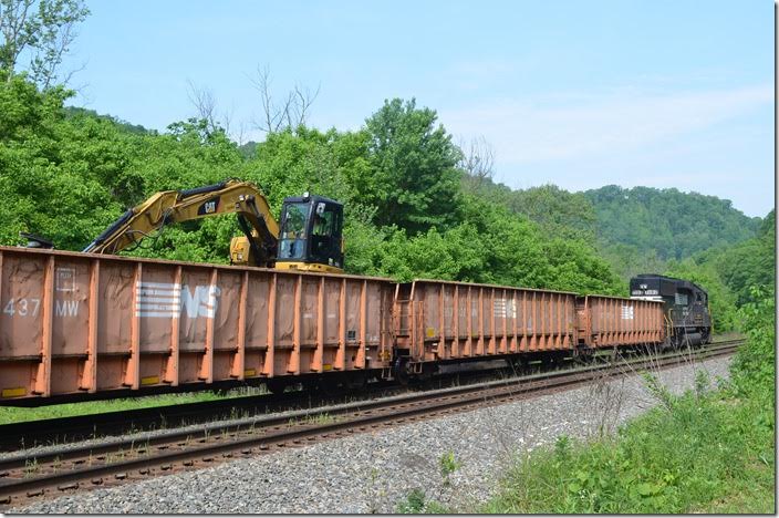 NS 7102 Naugatuck. View 3.