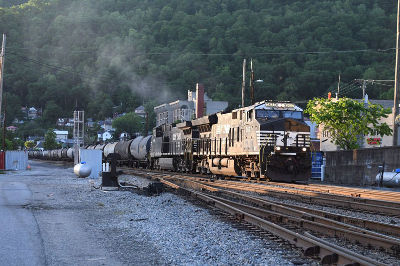 We followed 118-17 into Williamson where crews will be exchanged.