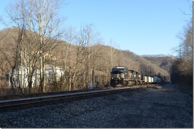 29G passing Superior. The preparation plant is across the creek on the left. Years ago this was Lake Superior Coal Co. NS 8367-2698.