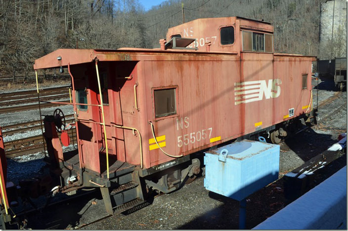 Class C32P built 06-1976. NS cab 555057. Wilcoe WV.