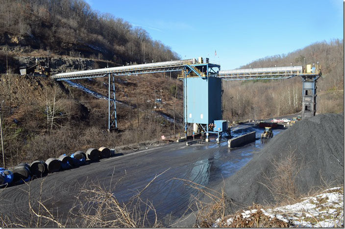 Westwood Mining is on the Sand Lick Br. between Ream and Elbert. A tandem coal truck was loaded under the batch-weigh, as it doesn’t appear to have a siding. The coal is evidently taken somewhere else for processing. Perhaps Mid-Vol Leasing (fka U. S. Steel 14) at Munson or True Energy Superior on the main line at Superior. This is the former site of U. S. Coal & Coke (U. S. Steel) #7. Westwood Mining Co Ream WV.