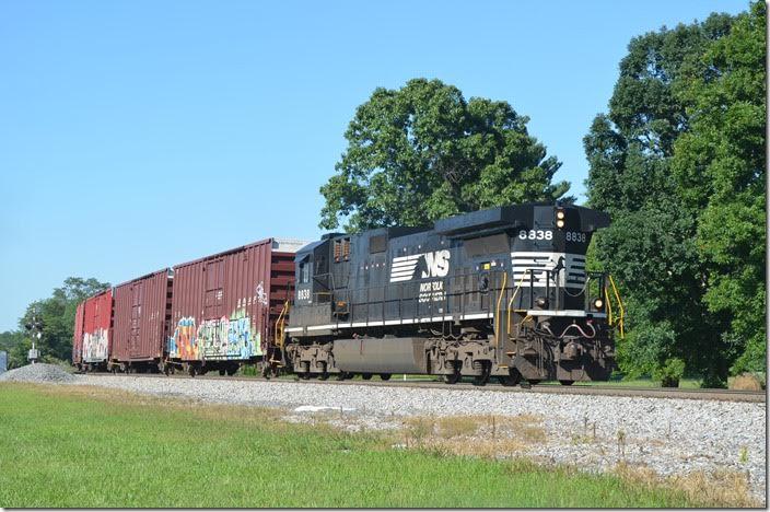 Lofton is the highest location on the Roanoke and Hagerstown Districts. V88’s conductor locked the switch back and now they depart. NS 8838 Lofton. View 2.