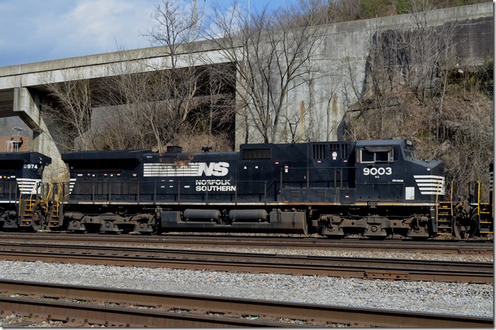 D9-C44-9W 9003. Williamson WV.