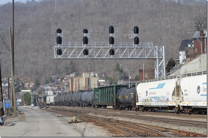 Two mast signals control the approach to the yard eastbound off double track. NS 8974-9003-6963. Williamson WV. View 2.