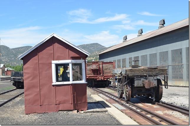 Scale track with a manikin inside. That’s a scale test car on the right. If NN weighed all of the ore loads from the mine, this is where it would have been done. That would have been several hundred cars a day.