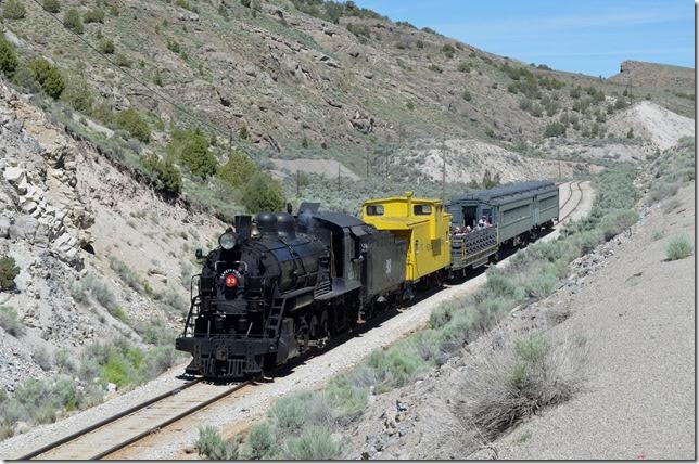 Coming on up the canyon.