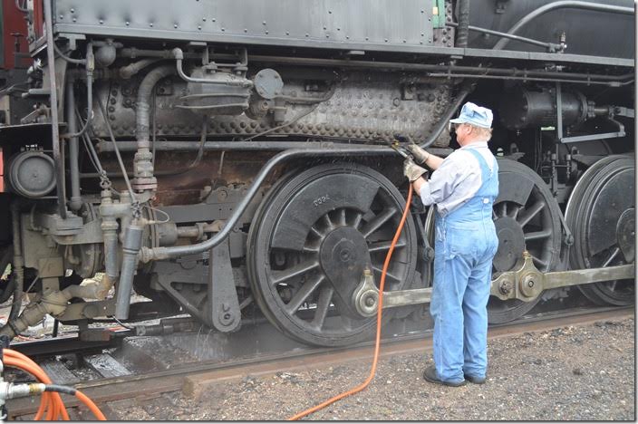 Cleaning the ash pan on 475. View 2.