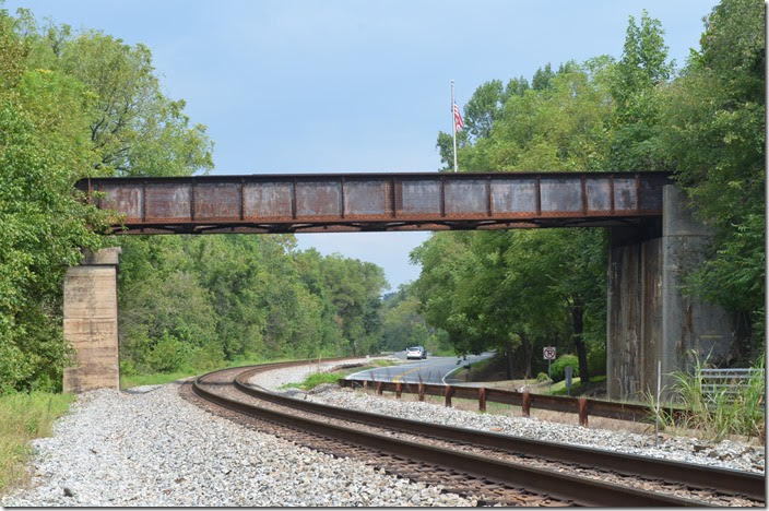 The old N&W main crossed the C&O James River SD at Six Mile which is a short distance off US 460 east of Lynchburg. 08-26-2018. Kelly VA. 