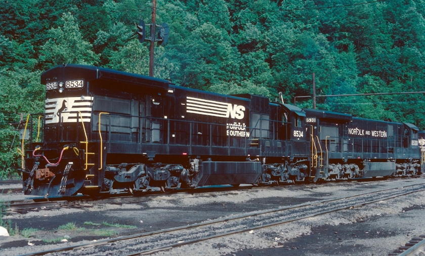 NS C36-7 8534 was built 05-1984. N&W 8530 was the last one built (1982) before the merger. 8530 had a single control stand, and the short hood was considered the front. 06-18-1984.