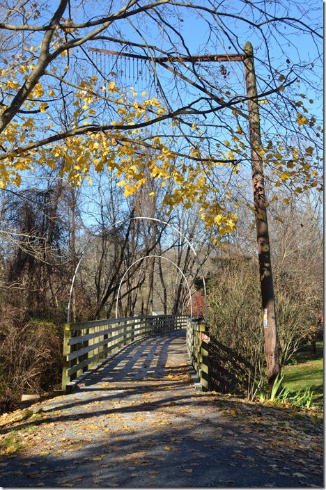 South end of the bridge in Damascus. N&W tell-tale. Damascus VA.