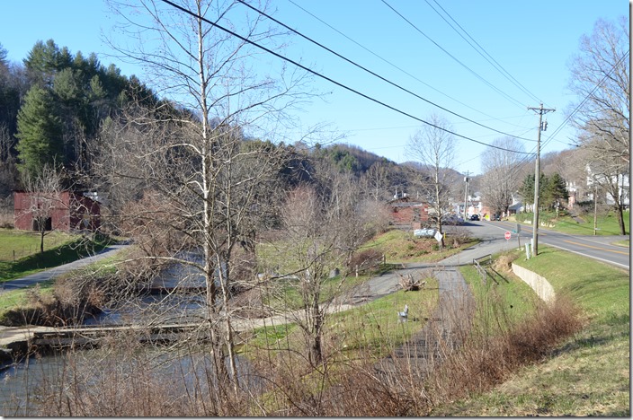 The only landmark remaining from Link’s color photo in this view looking north at Lansing NC, is the red barn and bridge on the left. The abandoned roadbed is a walking track here. NW roadbed. Lansing NC.