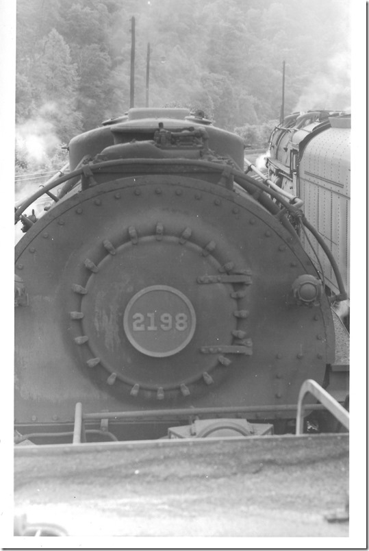 N&W 2198 was a member of the 2197-2200 class of 1952. These were the last Y-6s to graduate from the Roanoke Institution of Fine Locomotive Construction. 05-31-1959. Weller VA. R. L. Harvey collection.