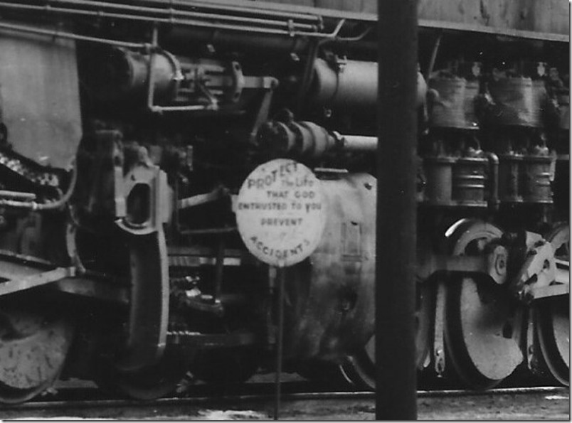 PROTECT The Life THAT GOD ENTRUSTED TO YOU. PREVENT ACCIDENTS. N&W 2138. Weller VA. 11-22-1959. R. L. Harvey collection.