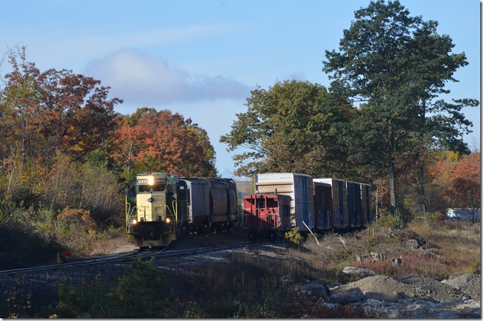 Switching EFS Plastics on the east end of the park. RBMN 2000-2531. W Hazleton PA.