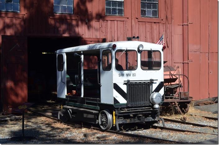 Motor car was running and brought outside to check over. SRR 80 MW motor car.