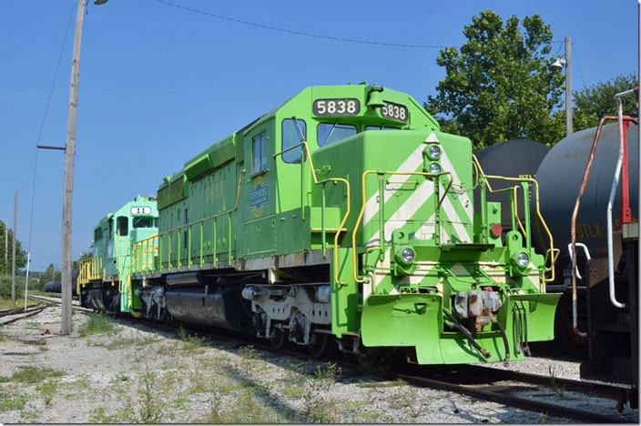 RRC 5828 SD40-2 is ex-IORY, nee-CP. Near Boonville IN.