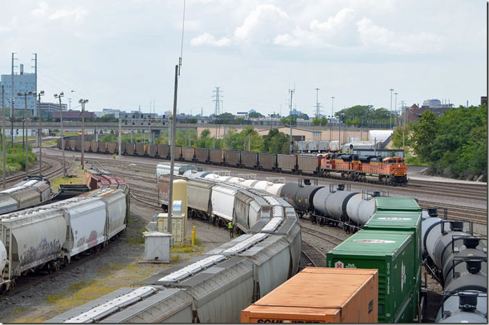 BNSF 9114-9106 slowly move east on TRRA with empty gons. St Louis MO.