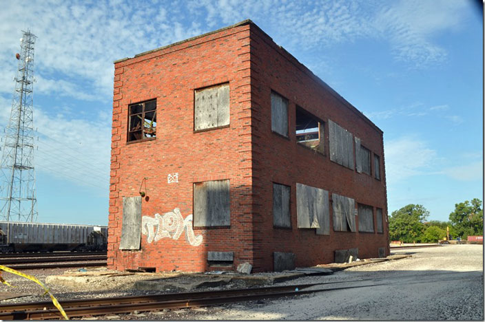 A sad sight. Probably in a list to be demolished. TRRA Perry Tower. View 2. St Louis MO.