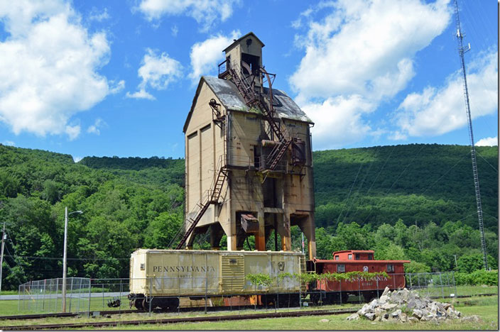 Renovo PA ex-PRR coal dock. View 2.