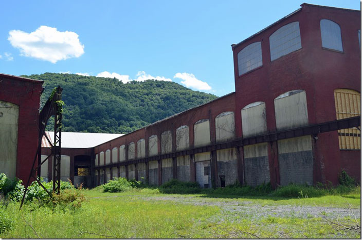 Overhead crane between boiler shop and machine shop. Renovo PA ex-PRR shop view 6.