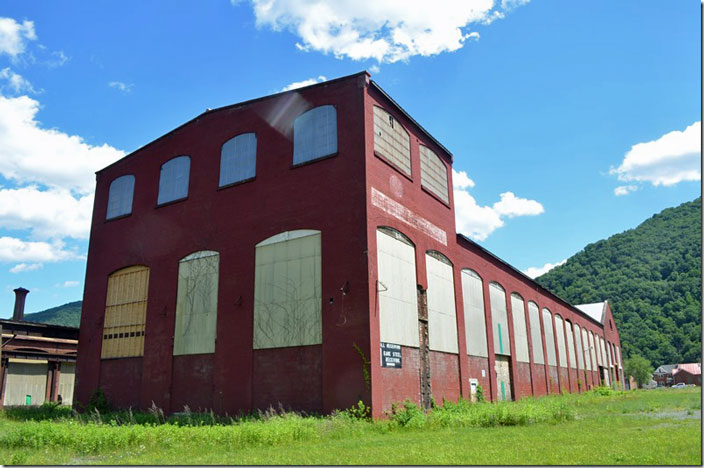 I heard an air horn to the east and start running, careful not to trip on a few remaining rails. Renovo PA ex-PRR shop view 7.