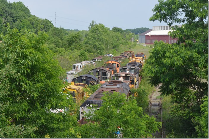 Looking west I see UP and Amtrak. Larry's Truck & Electric McDonald OH.