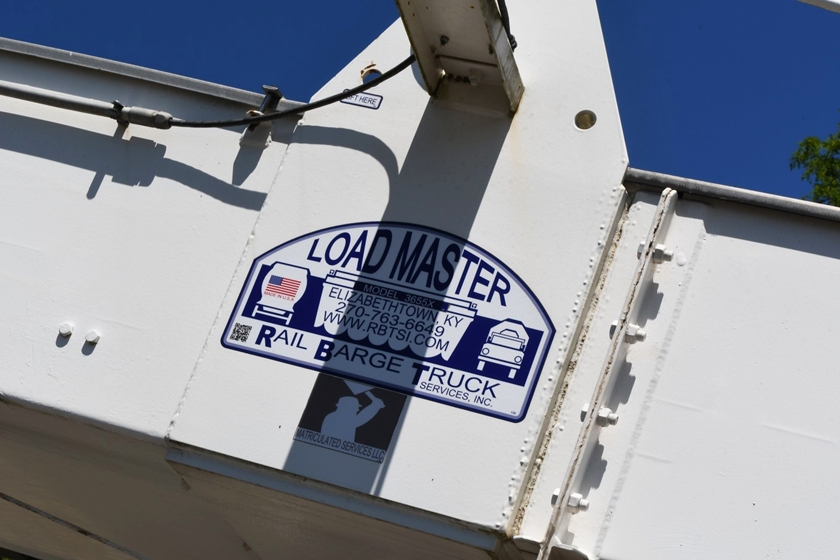 Loadmaster emblem.