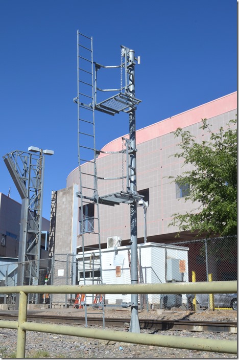 Equipment for inspecting trains. UP x-ray equipment. Nogales AZ.