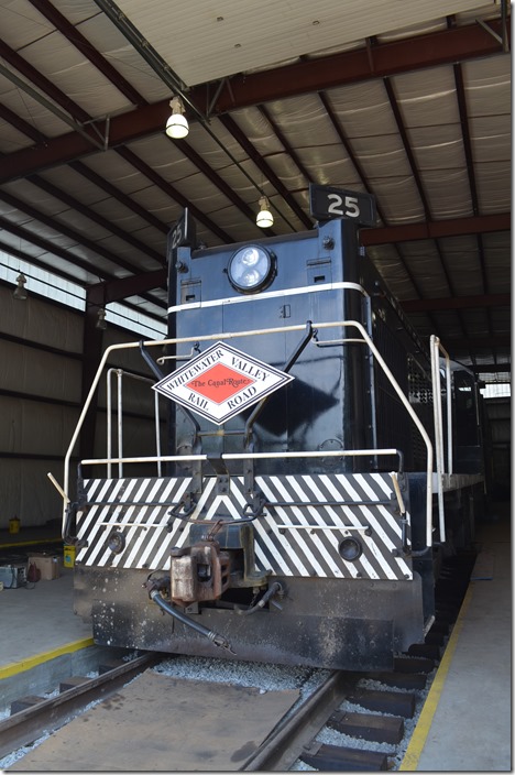 Lima 25 was ordered in 1951 by Cincinnati Union Terminal. It is normally used on the dinner trains. WVRR 25. Connersville IN.