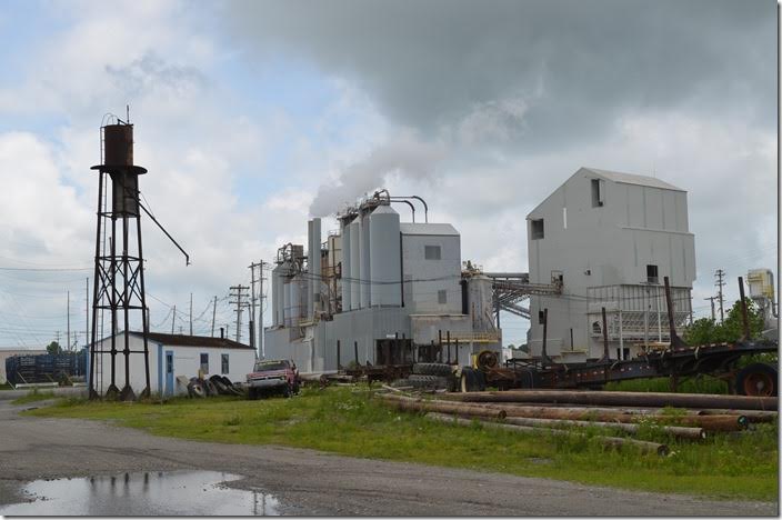 What’s left of the former N&W / AC&Y engine terminal at Carey OH. 